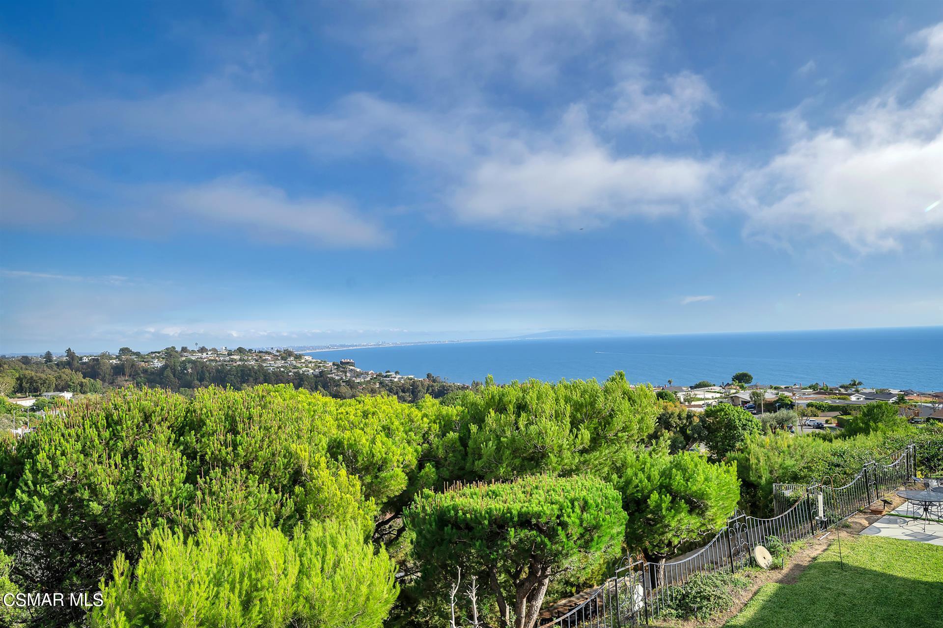 3424 Shoreheights Drive