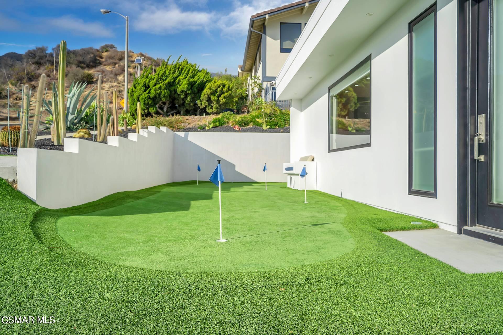 3424 Shoreheights Drive