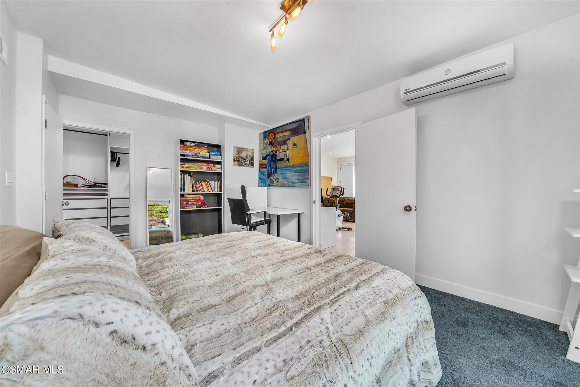 3424 Shoreheights Drive