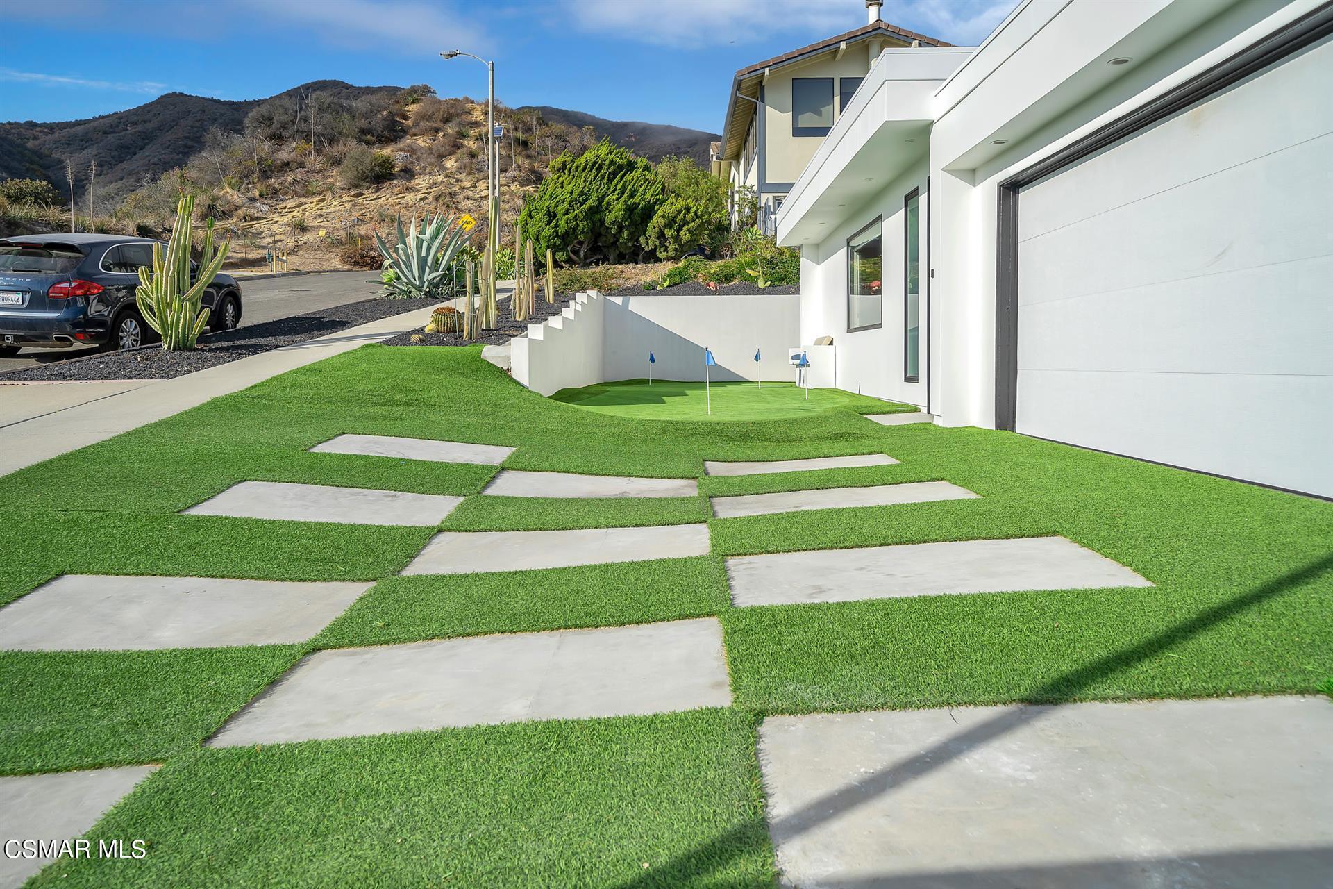 3424 Shoreheights Drive