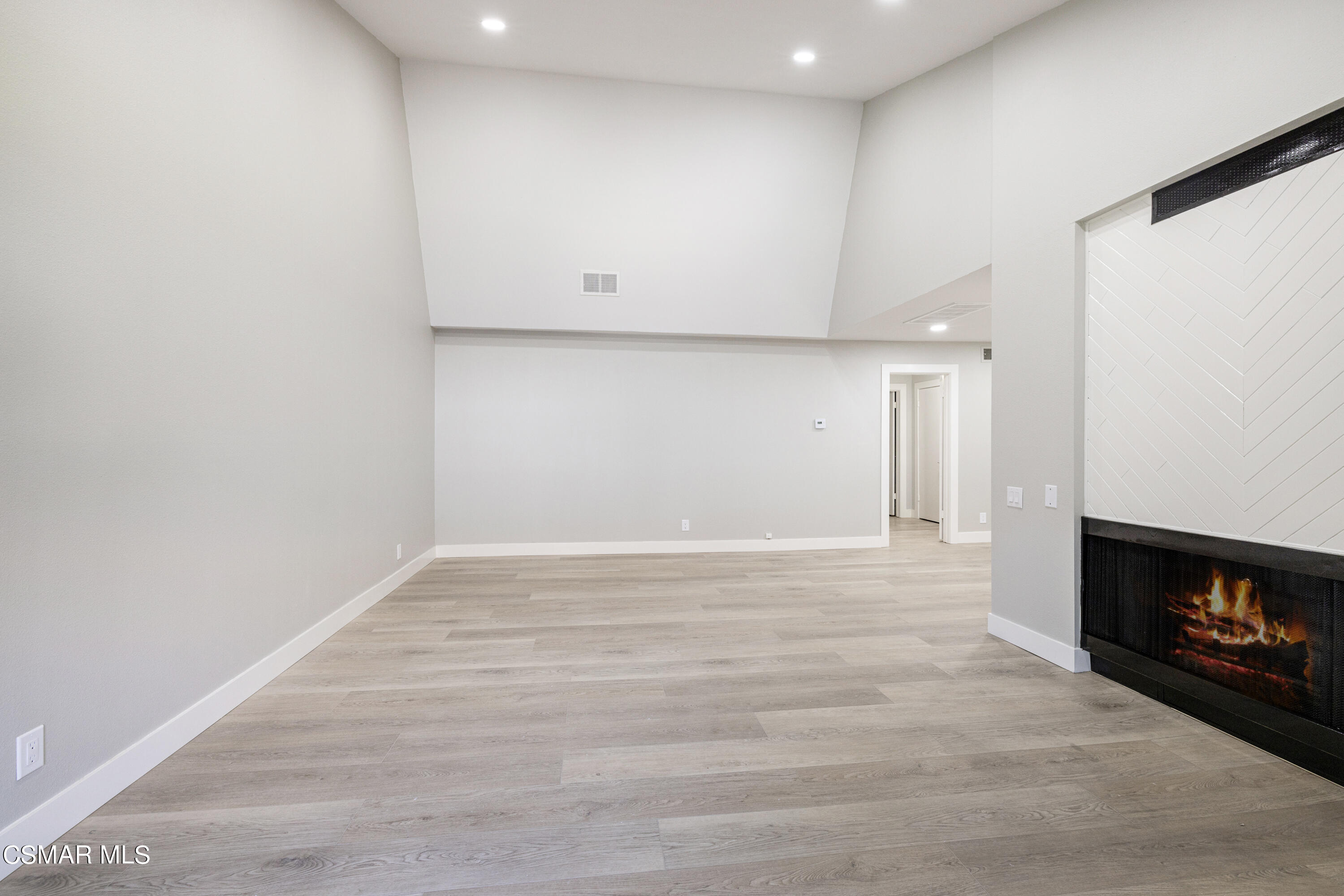 31535 Lindero Canyon Road, 11