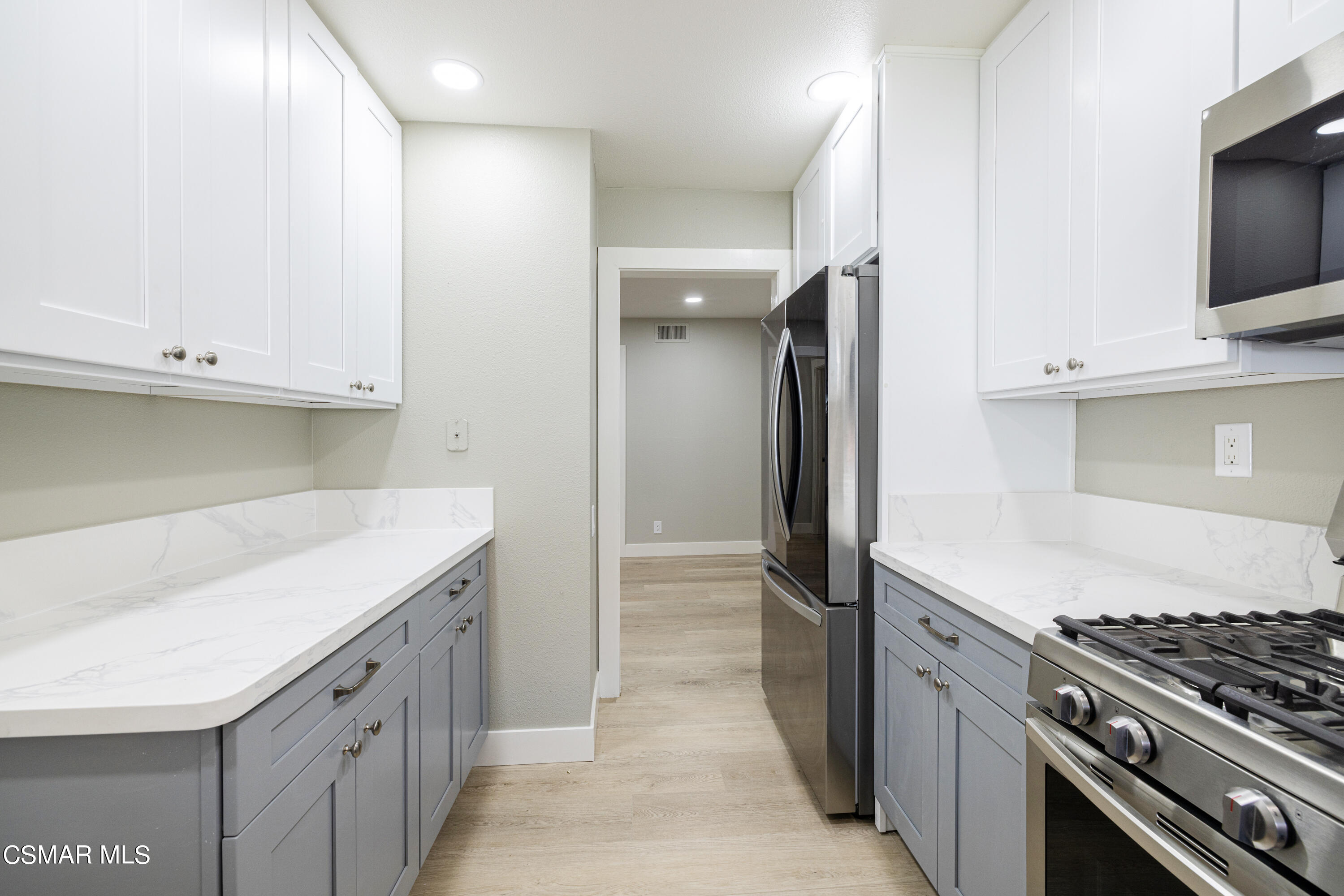 31535 Lindero Canyon Road, 11