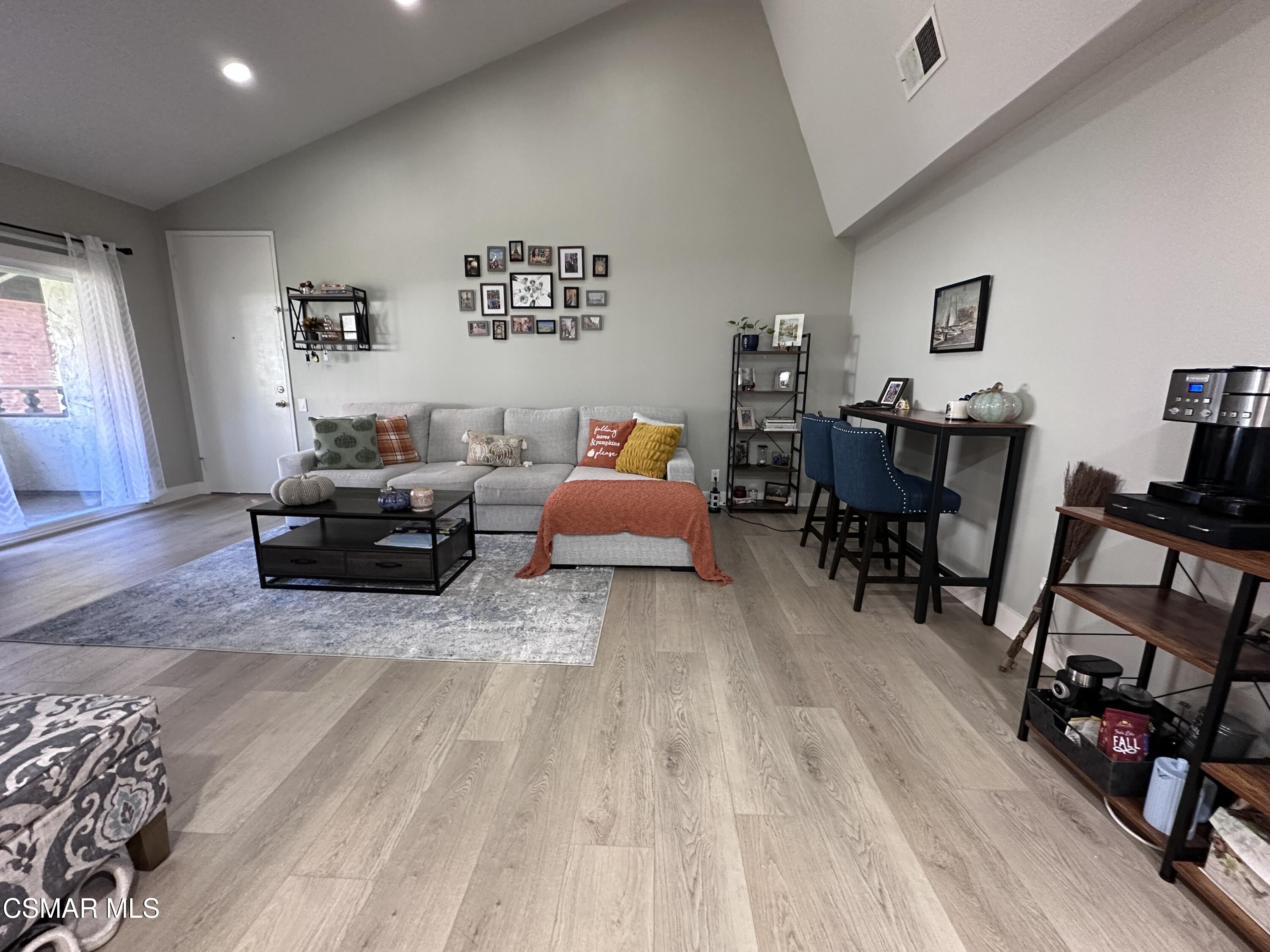 31535 Lindero Canyon Road, 11