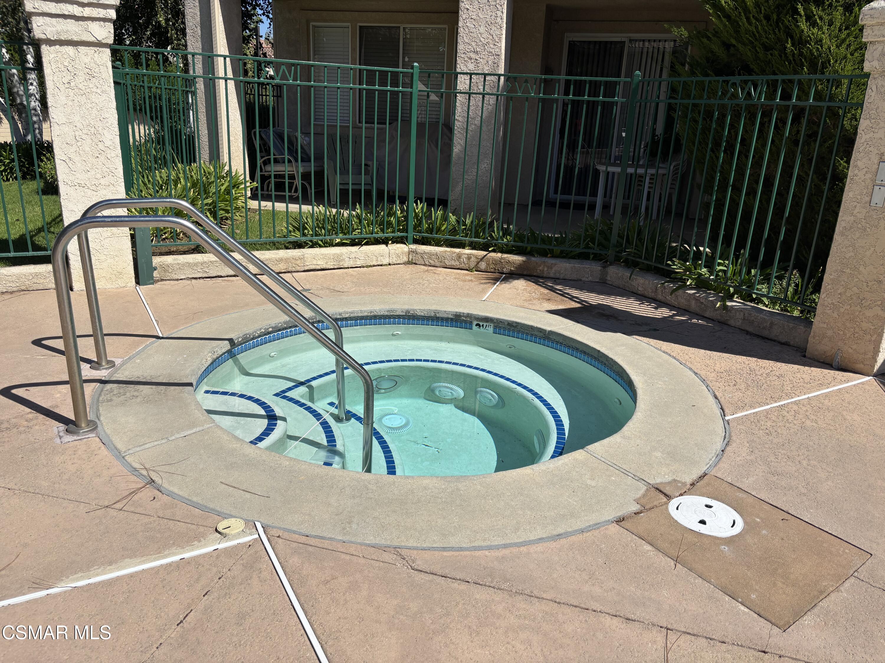 272 Augustine Way, D