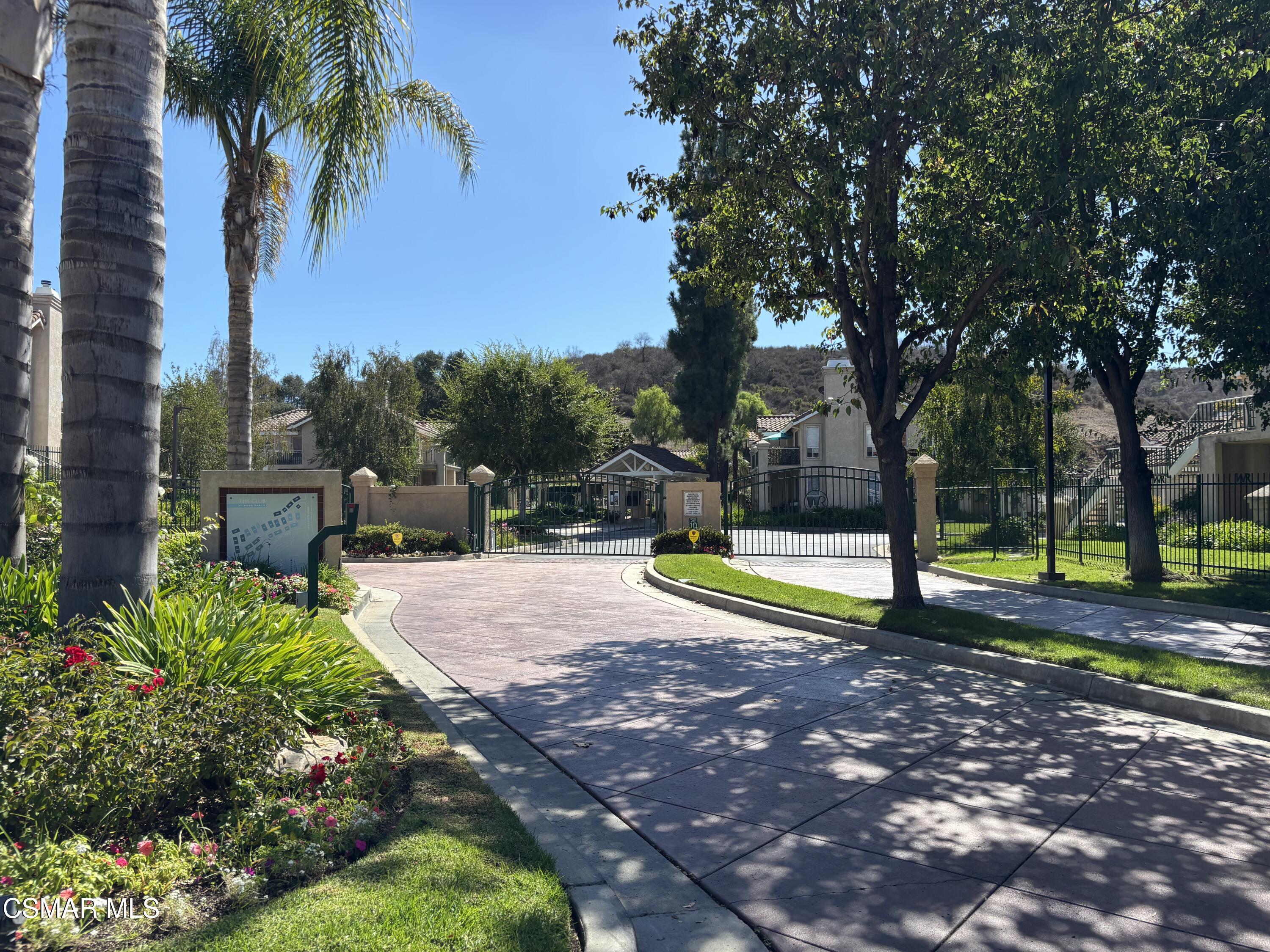 272 Augustine Way, D