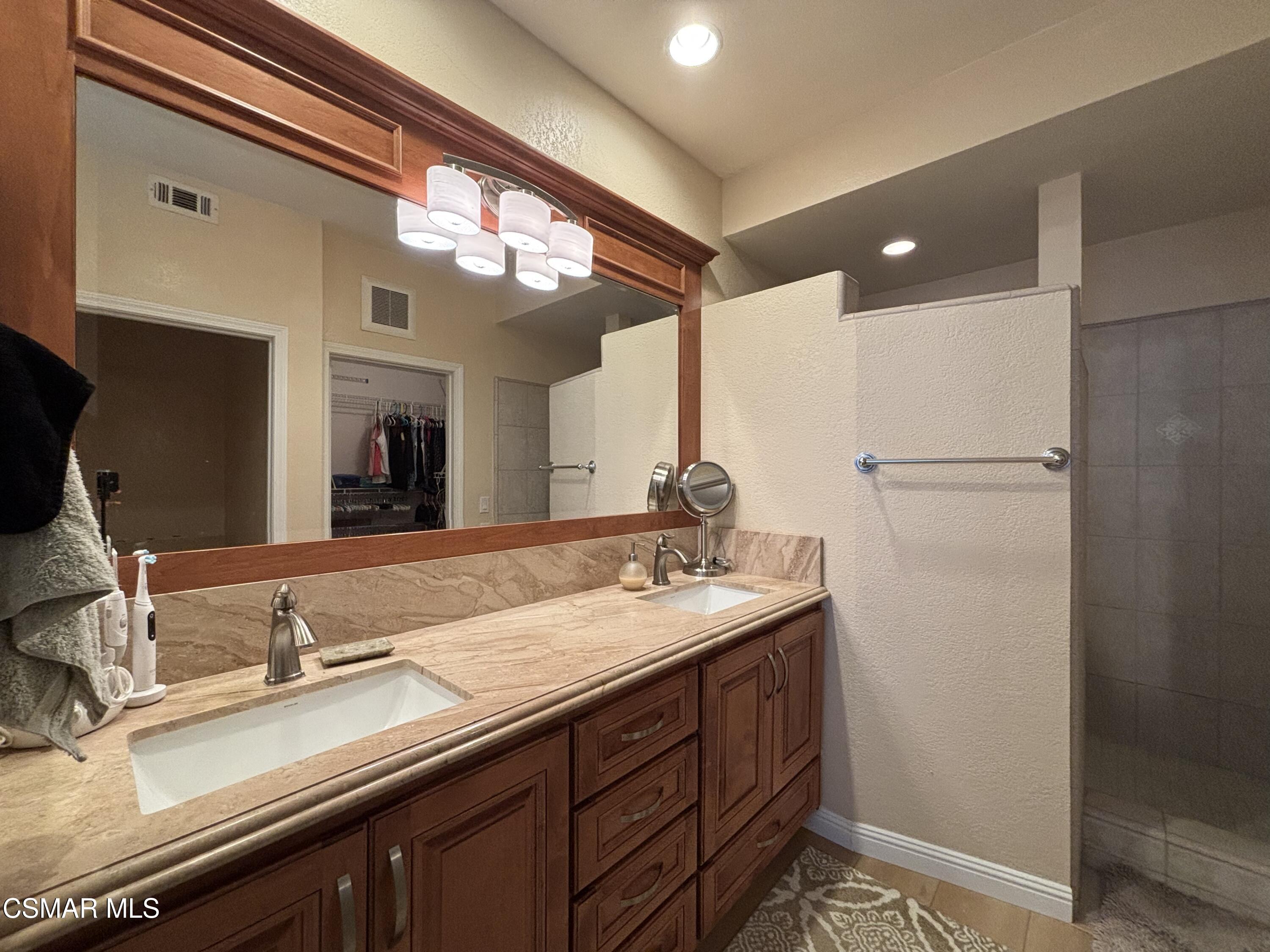 272 Augustine Way, D