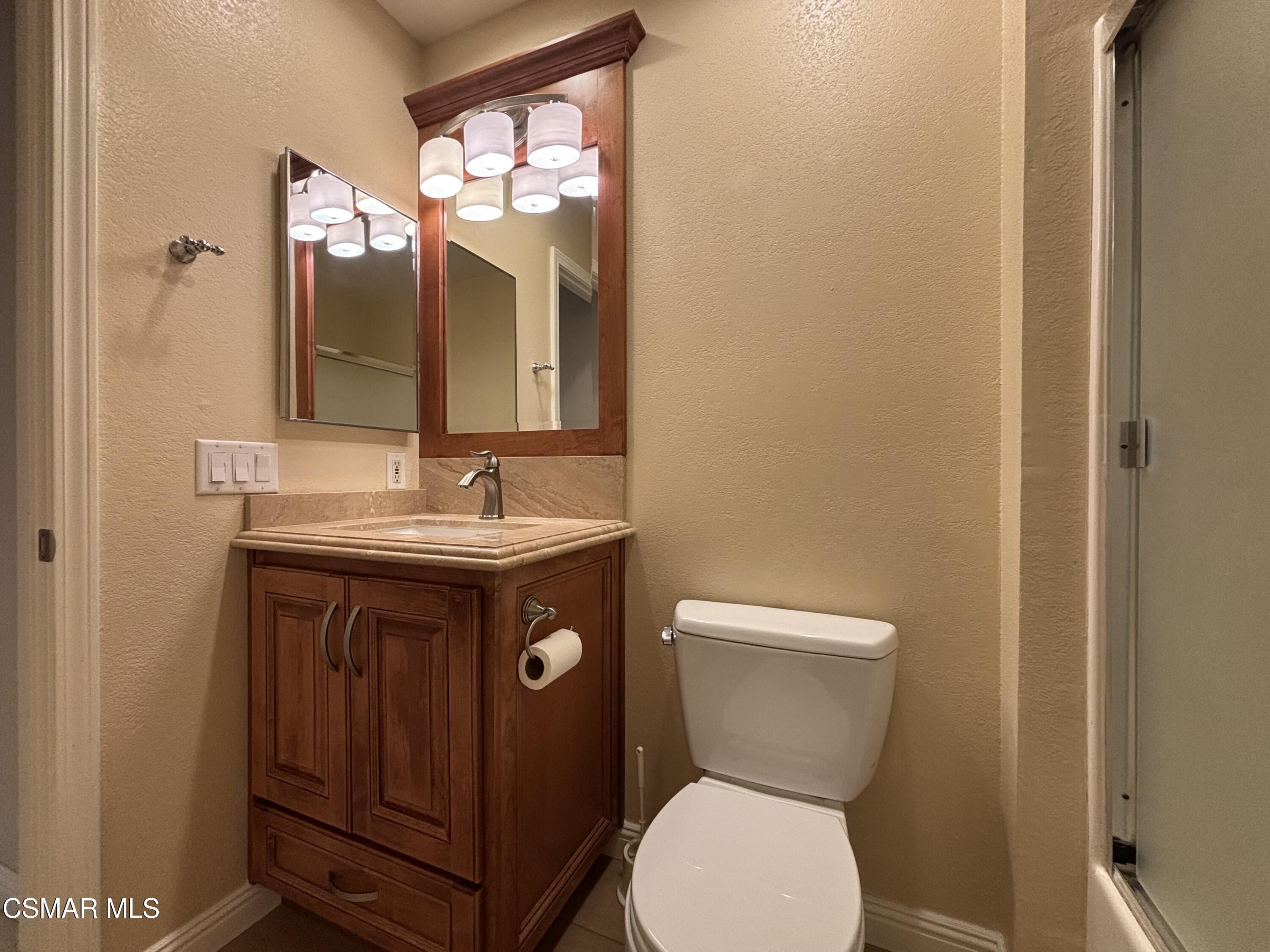 272 Augustine Way, D