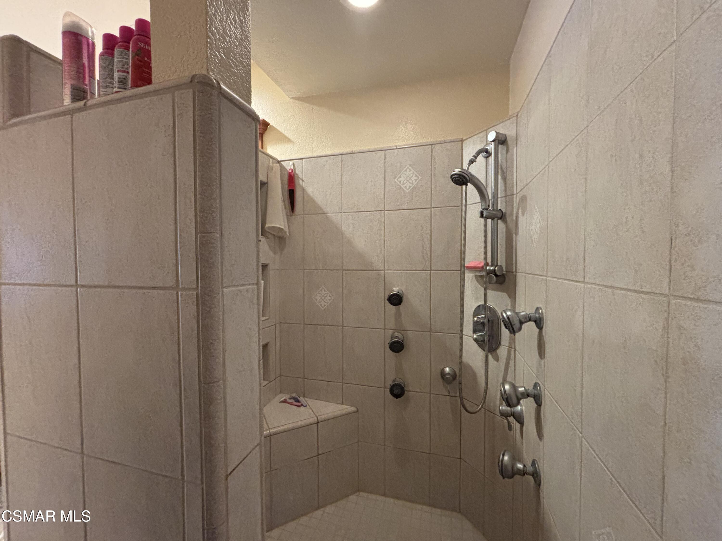 272 Augustine Way, D