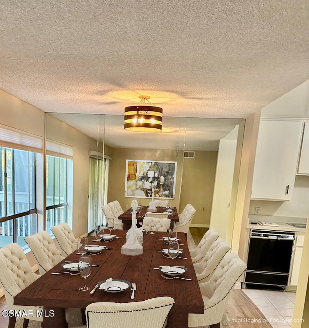 286 Oakleaf Drive, 23