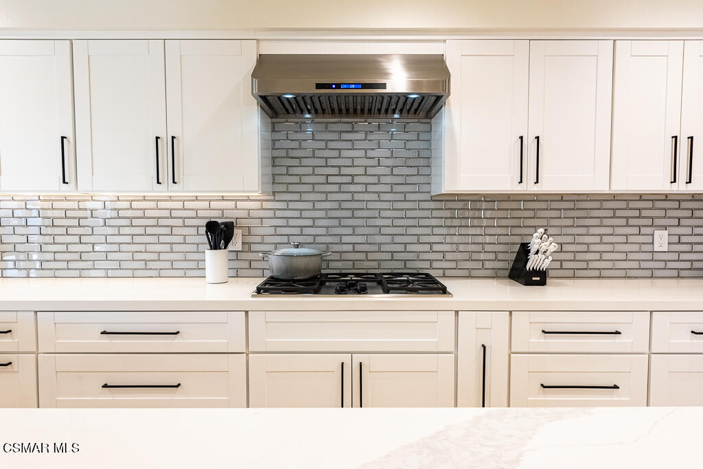 1725 Royal Saint George Drive, Westlake Village