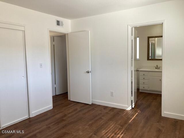 3916 Buckthorn Court