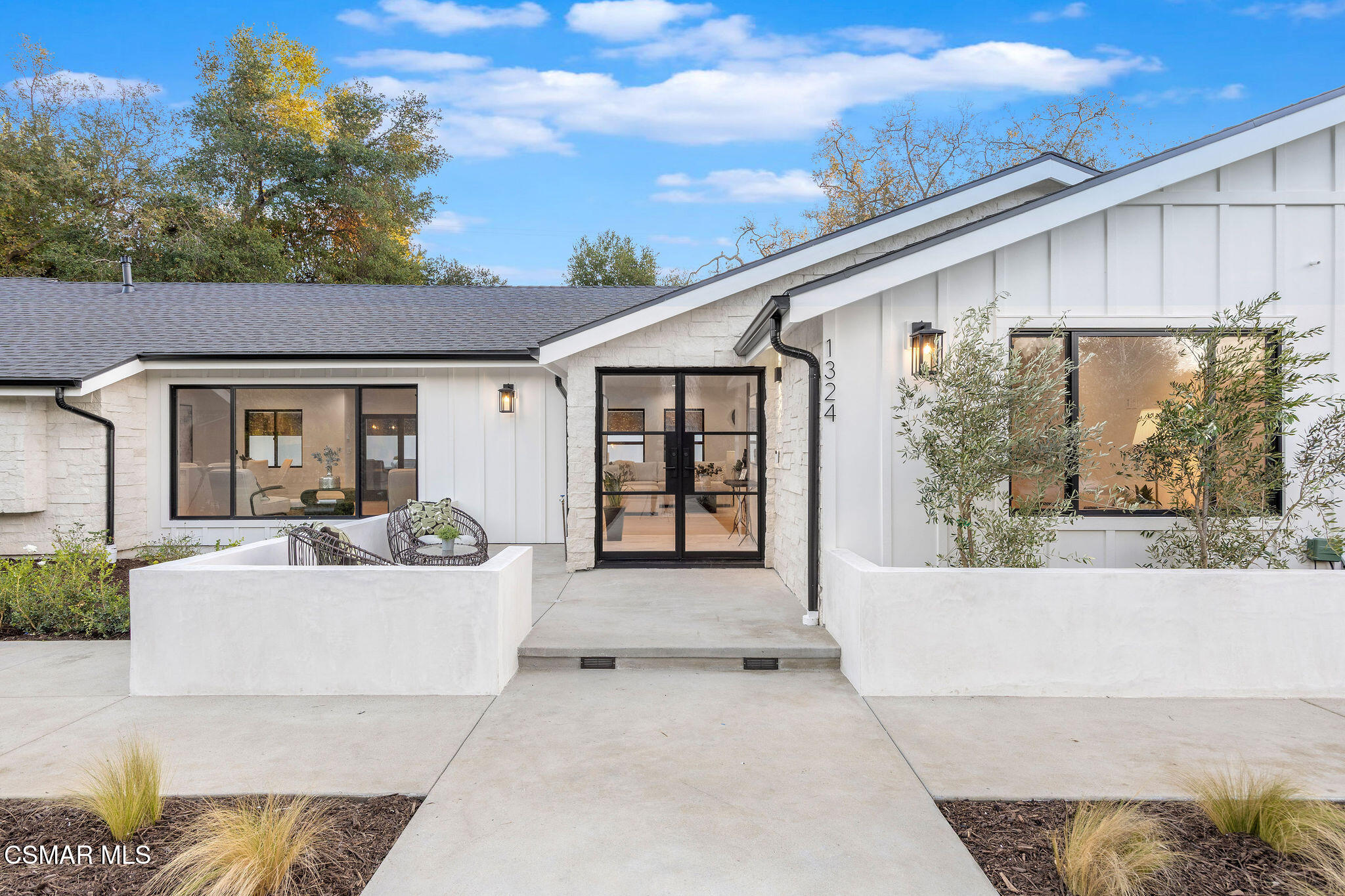 1324 La Granada Drive