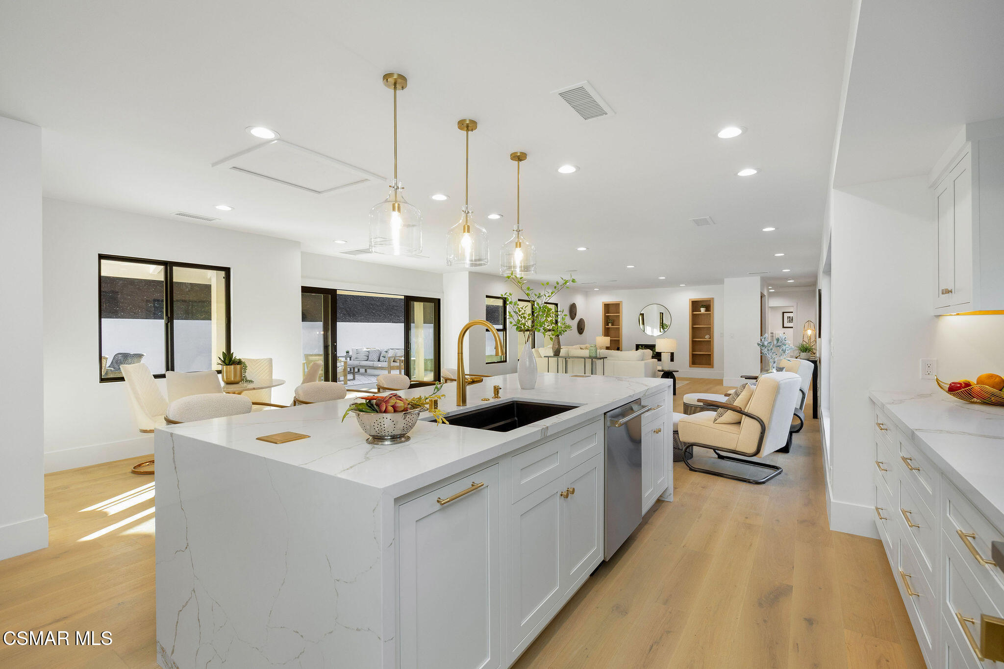 1324 La Granada Drive