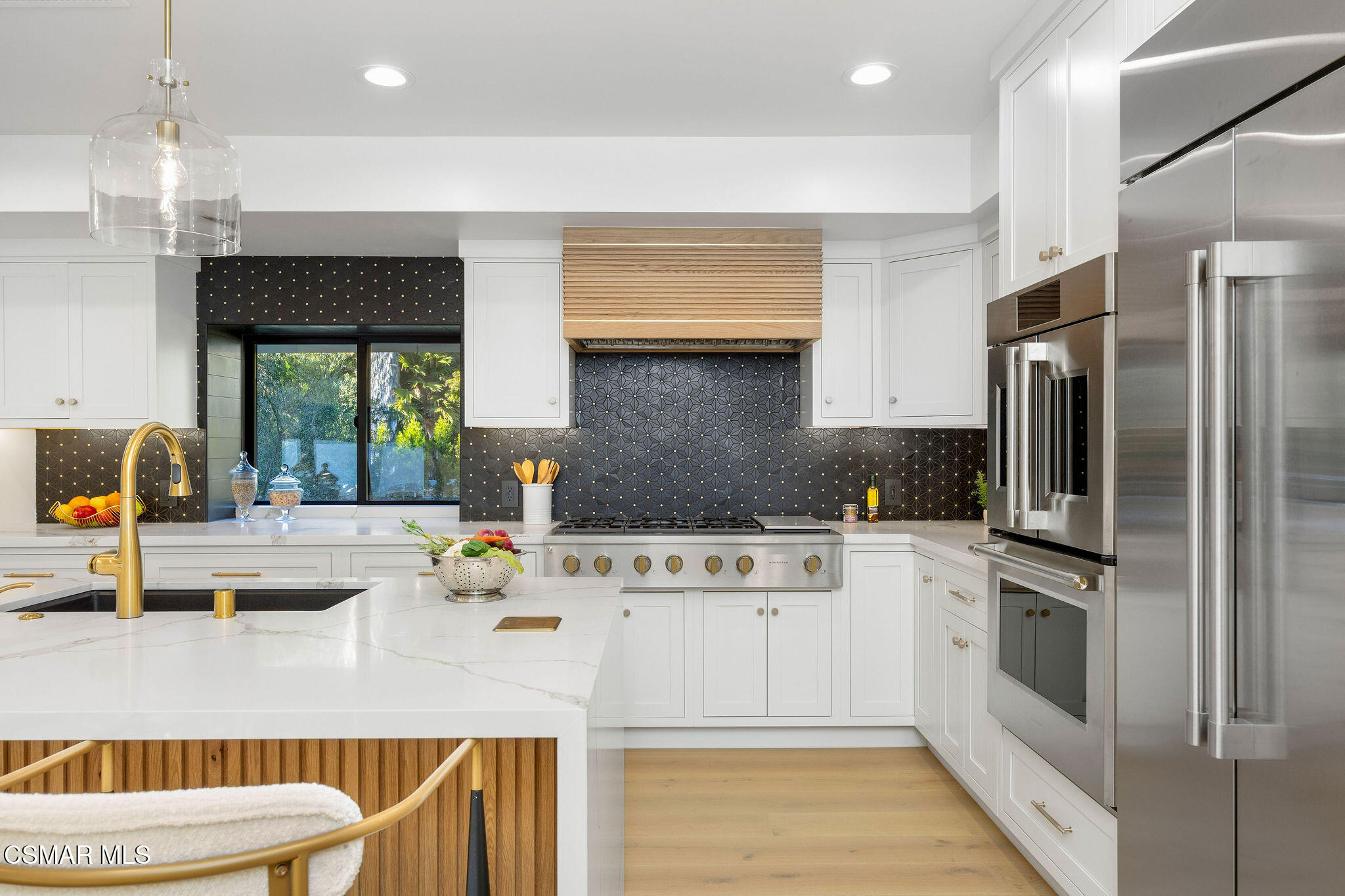 1324 La Granada Drive