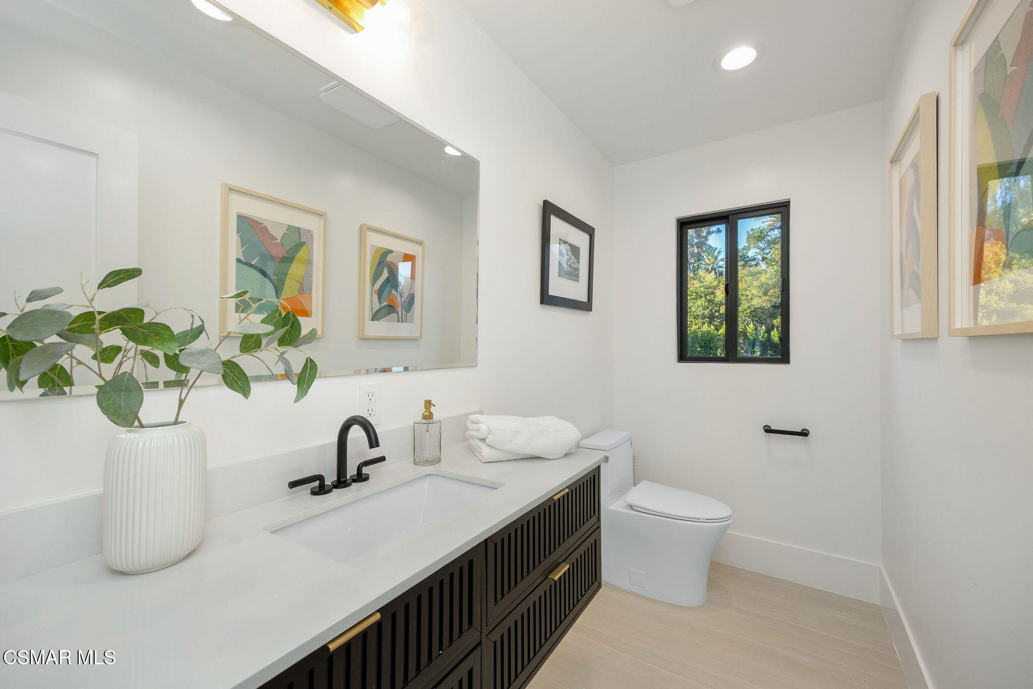 1324 La Granada Drive