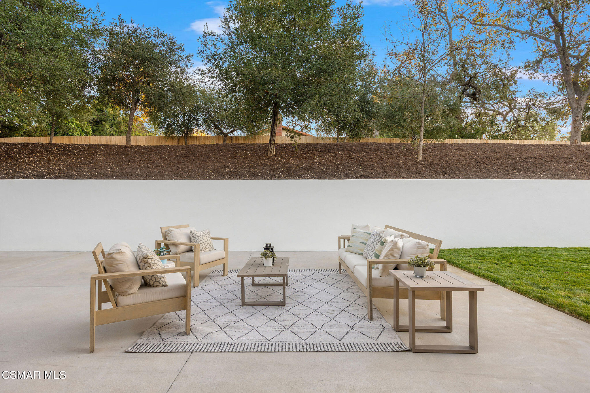 1324 La Granada Drive