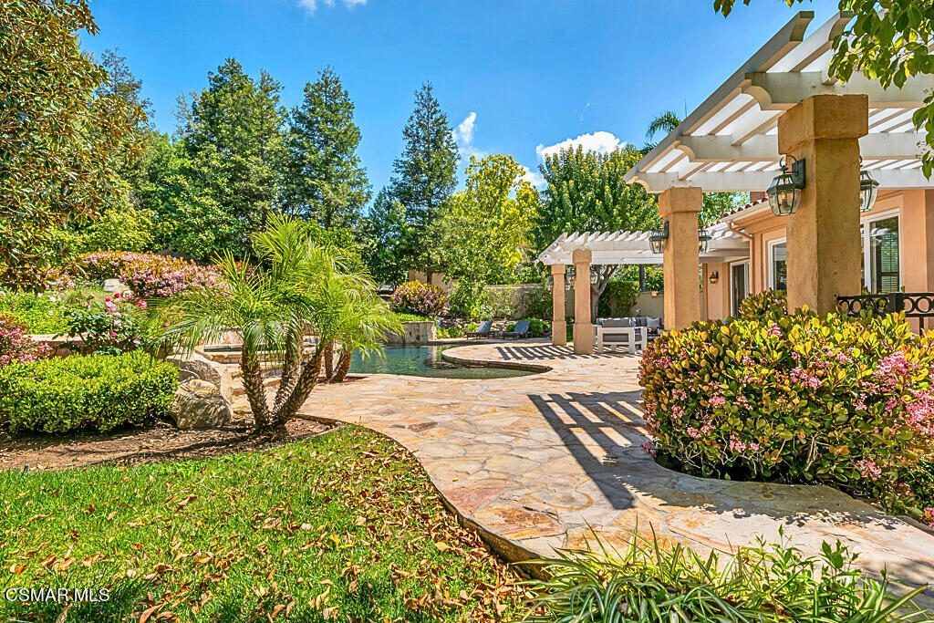 1687 Castlebridge Court