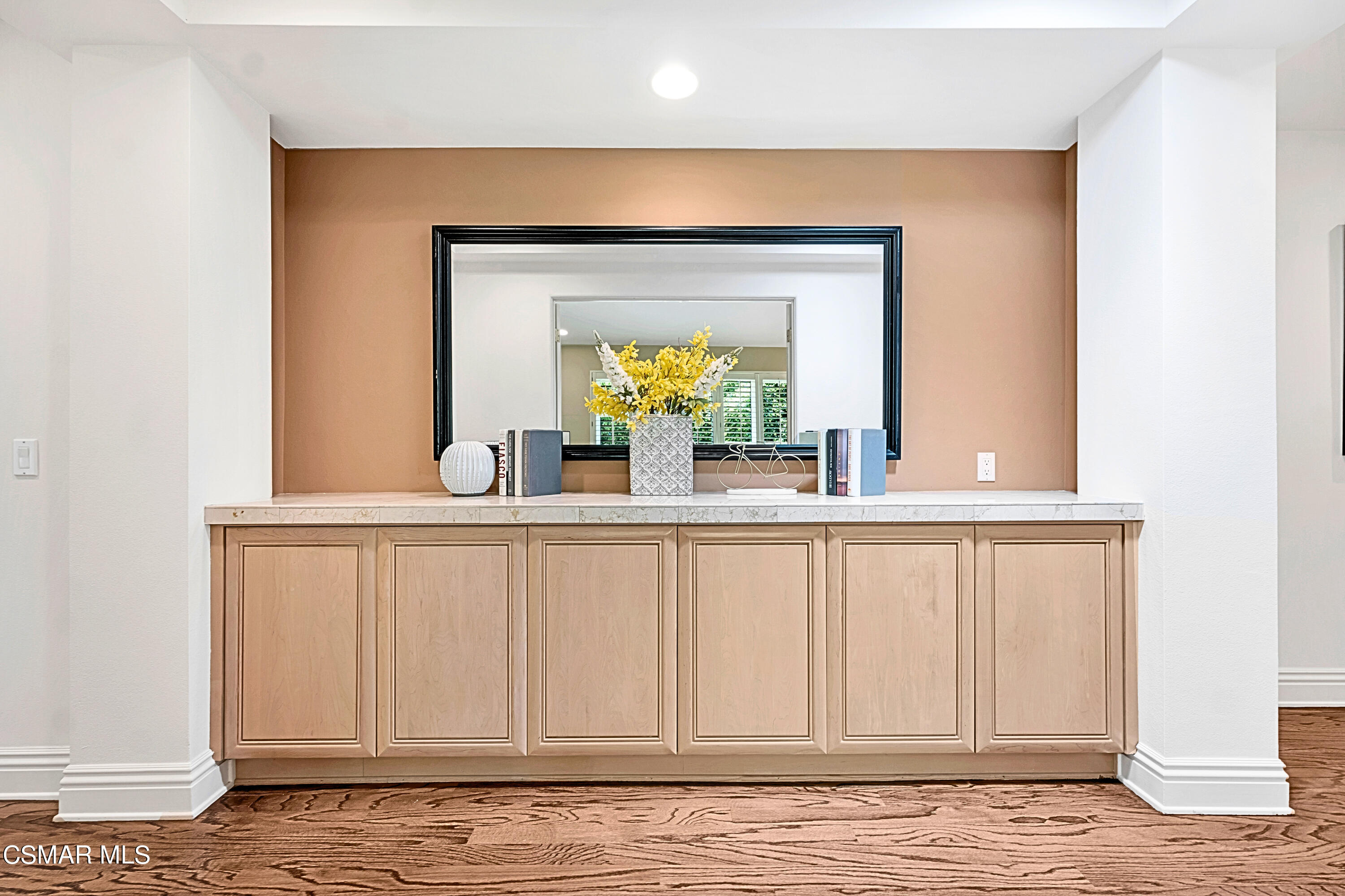 1687 Castlebridge Court