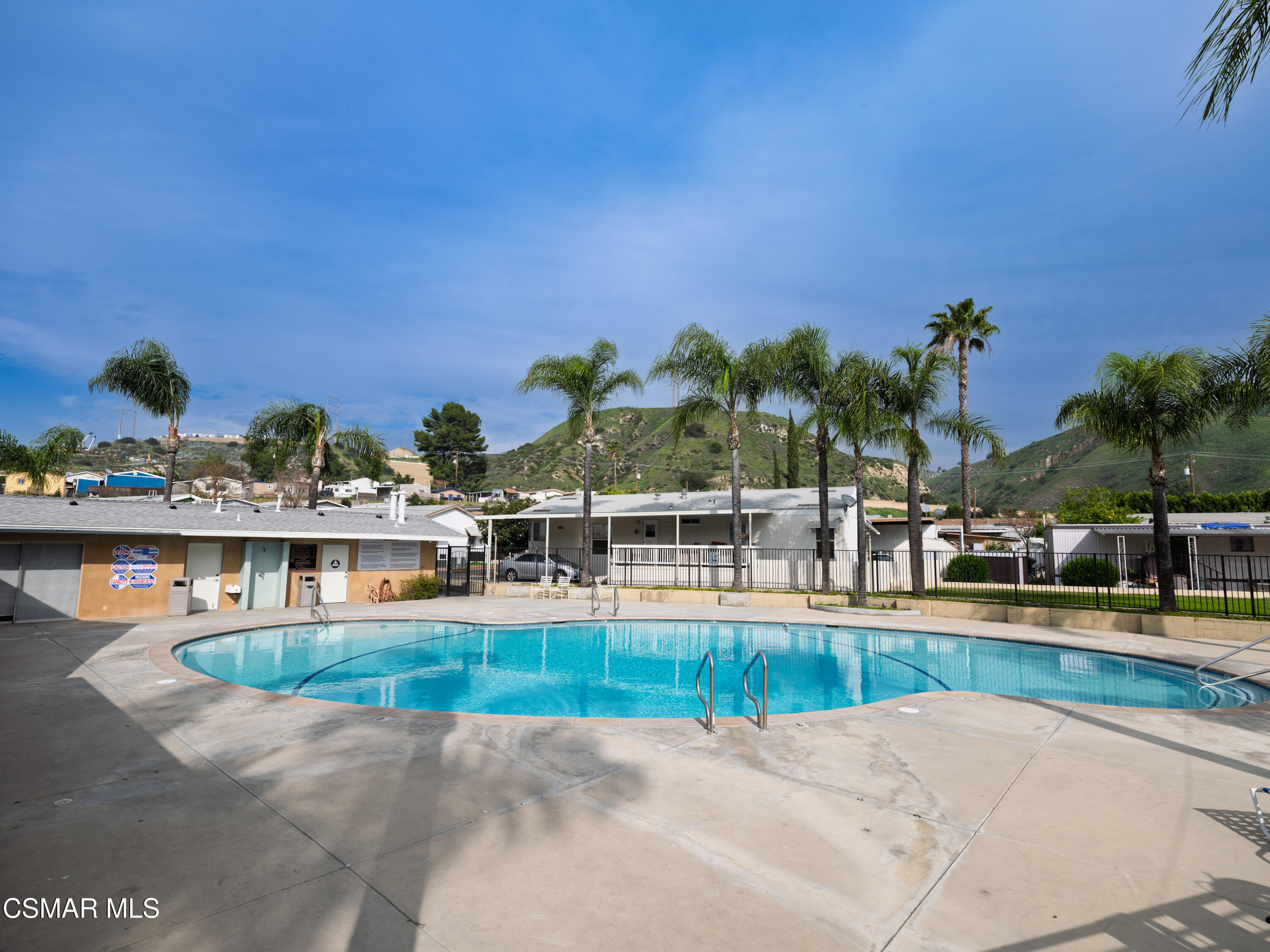 12401 Filmore Street, 731