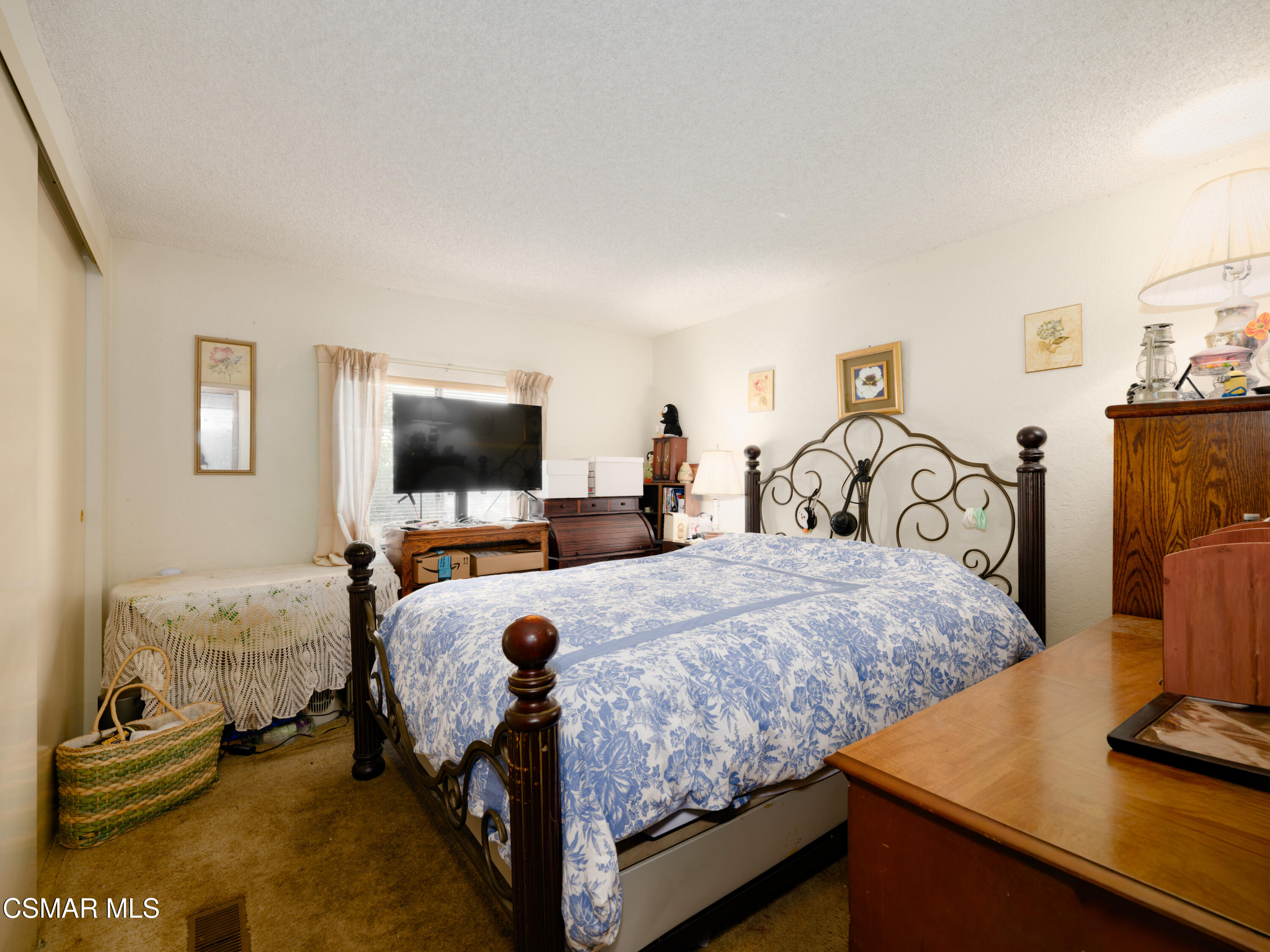 12401 Filmore Street, 731