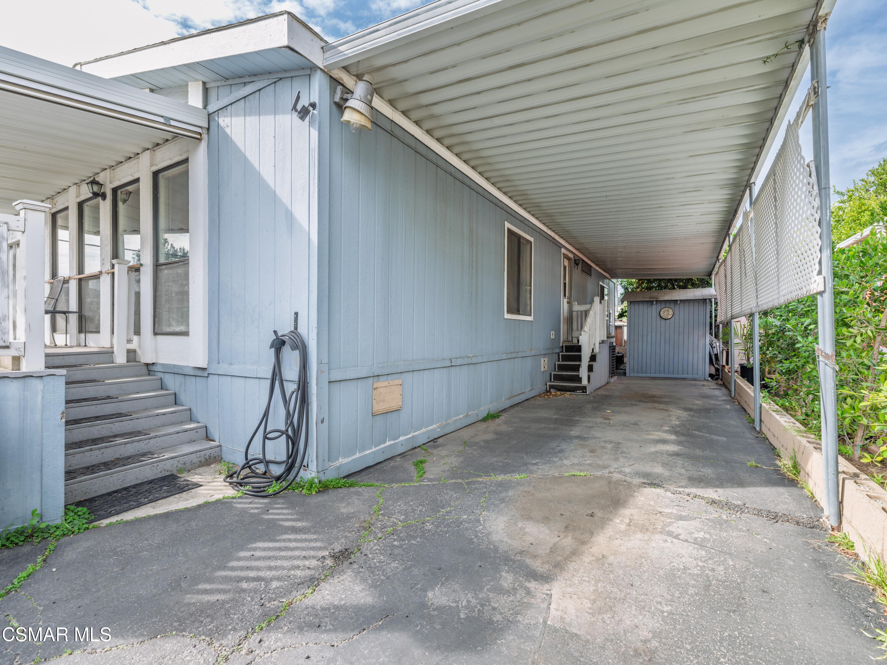 12401 Filmore Street, 731