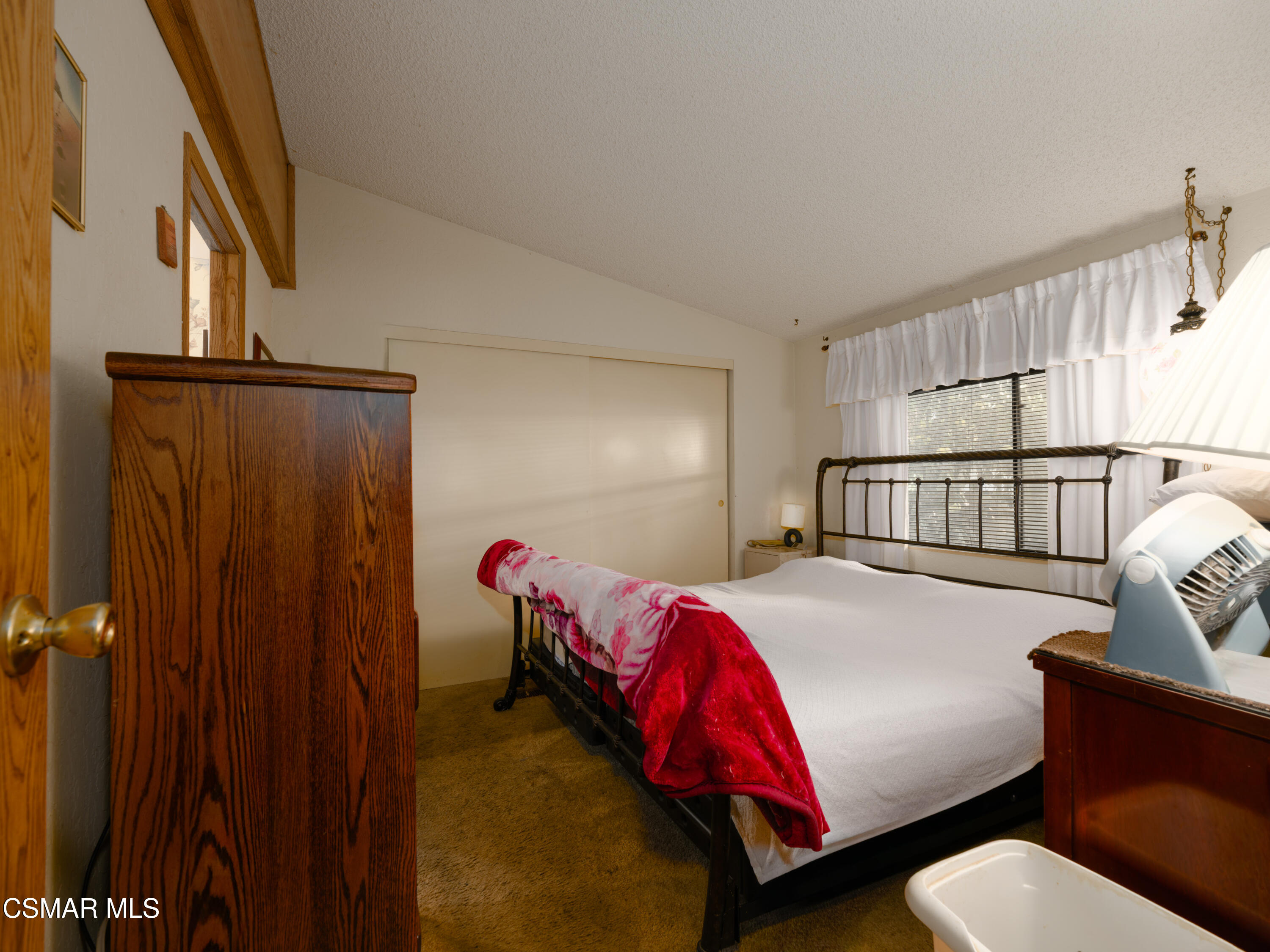 12401 Filmore Street, 731