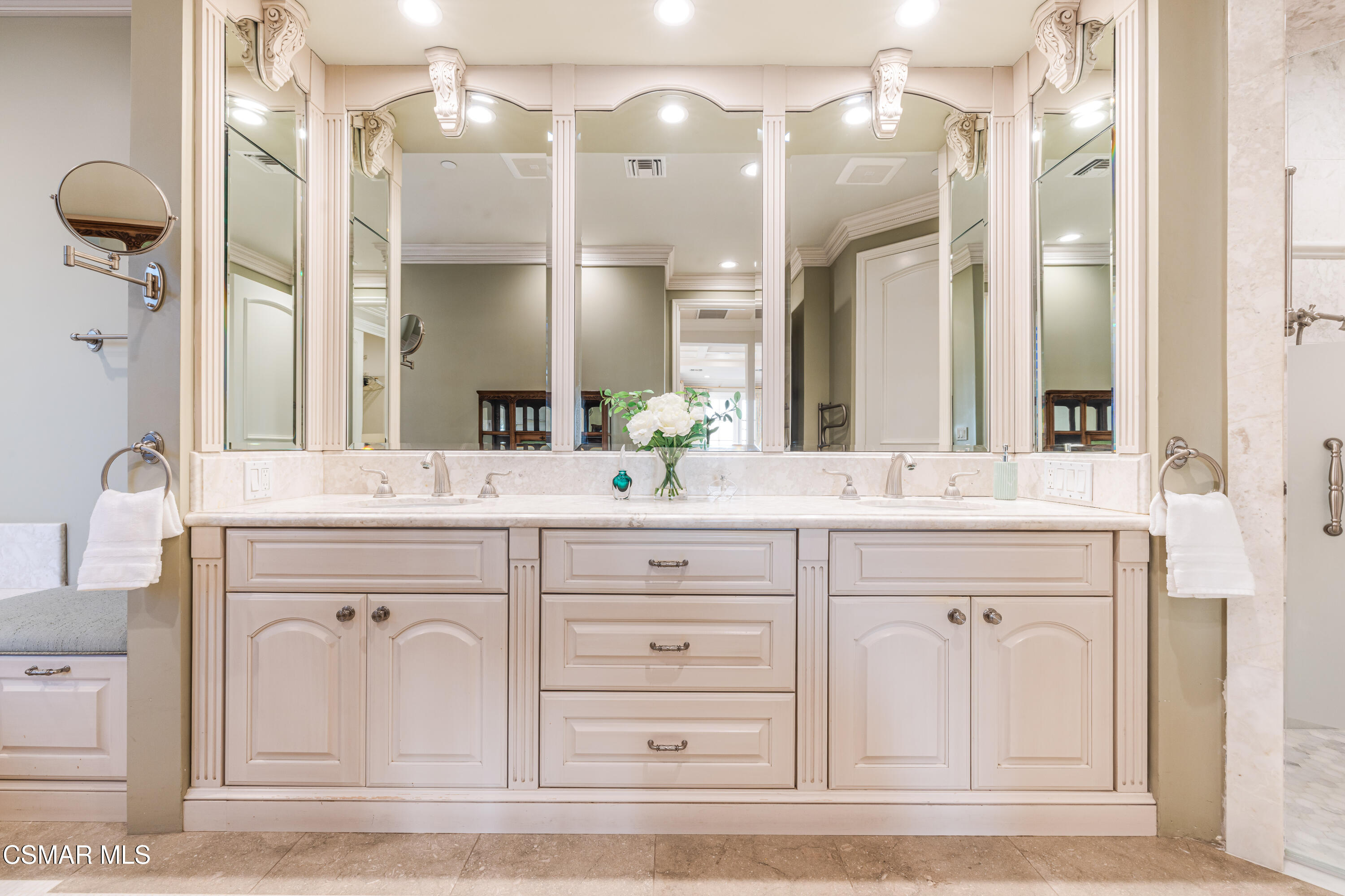 4287 Skywalker Drive