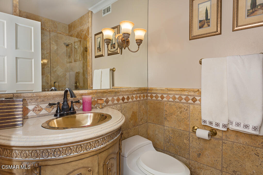 4090 Cresthaven Drive