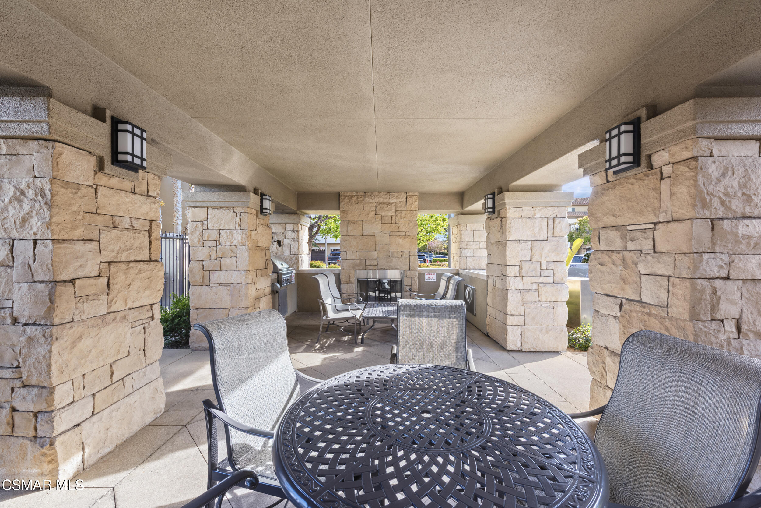 291 Riverdale Court, 106