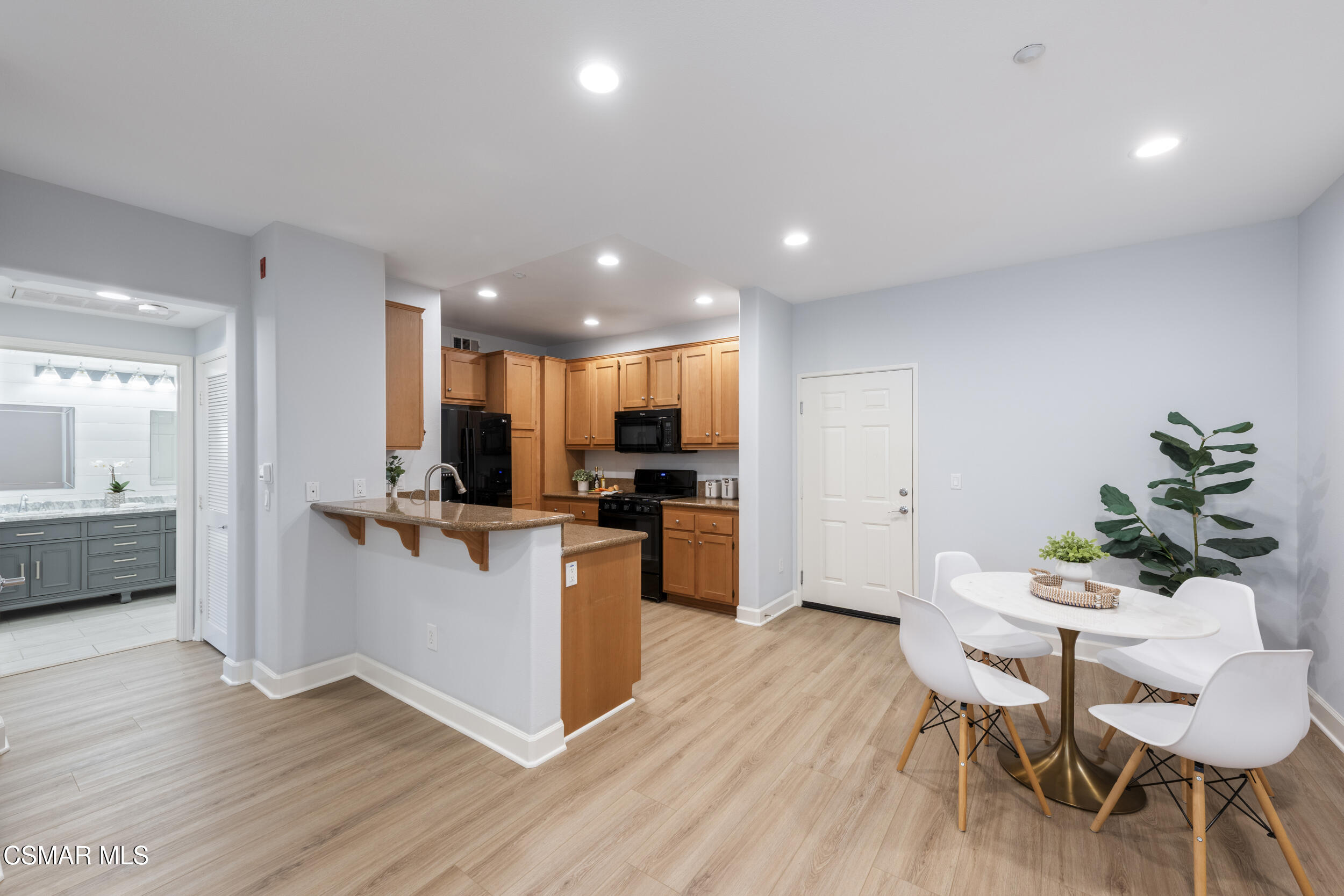 291 Riverdale Court, 106