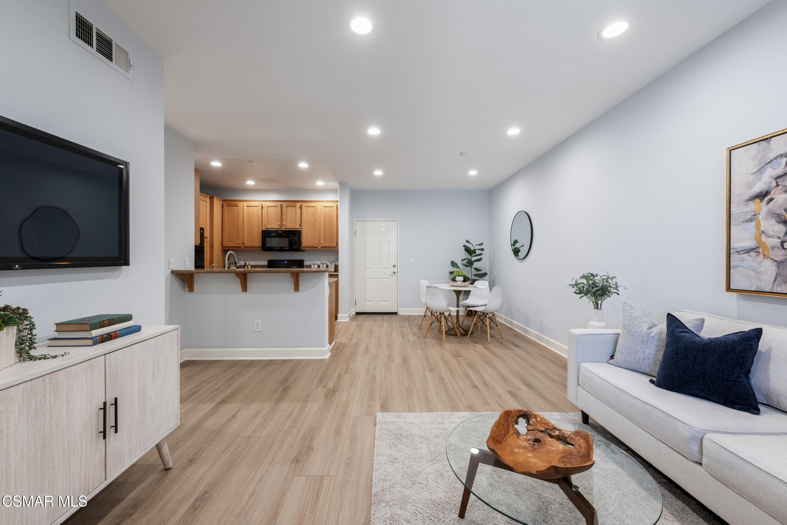 291 Riverdale Court, 106