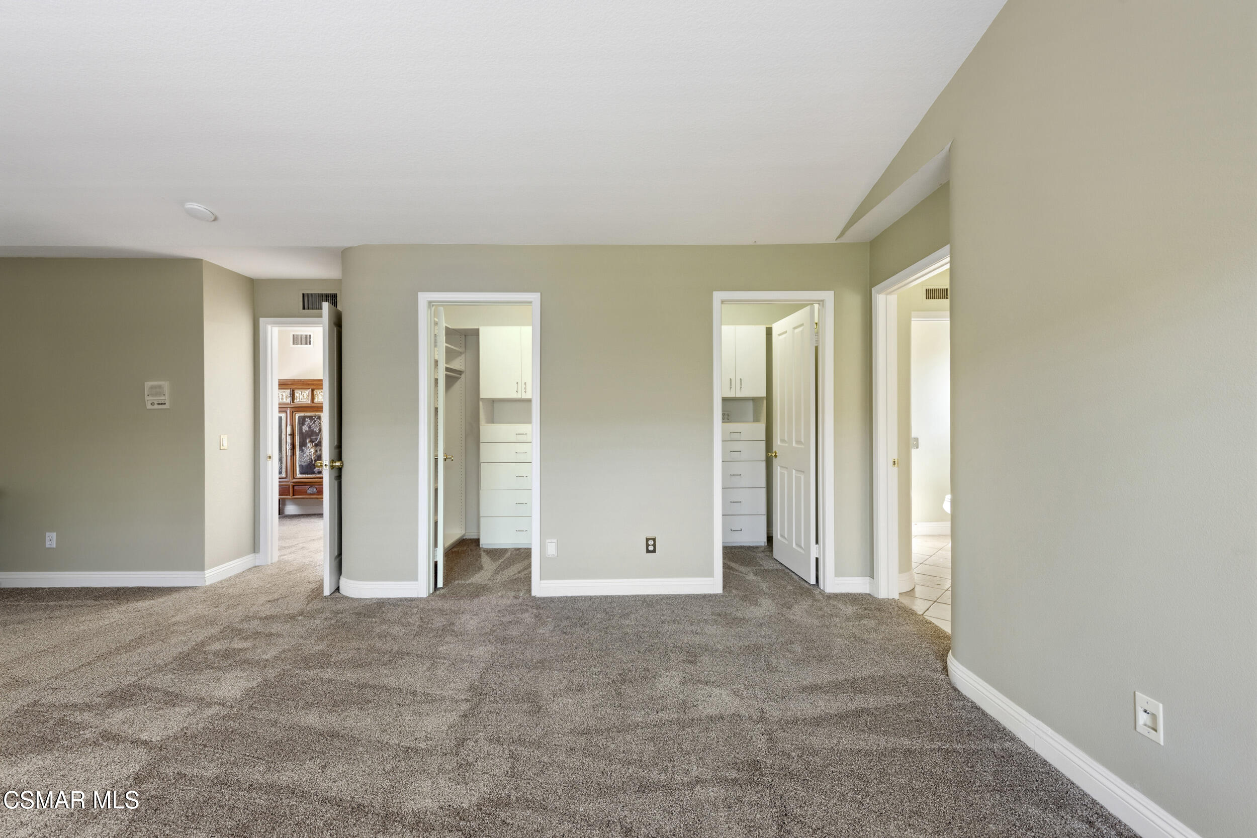 1811 Fox Springs Circle