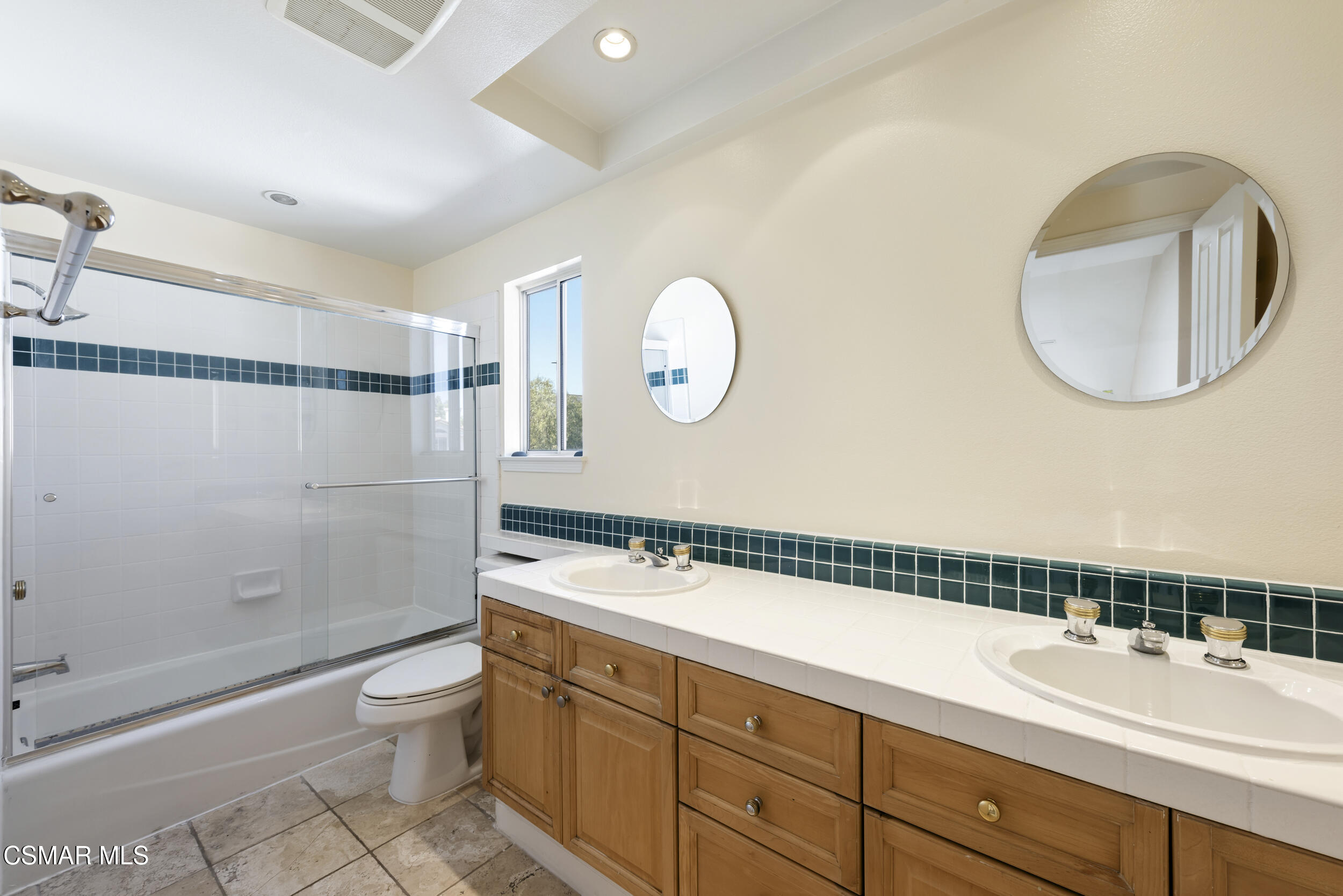 1811 Fox Springs Circle