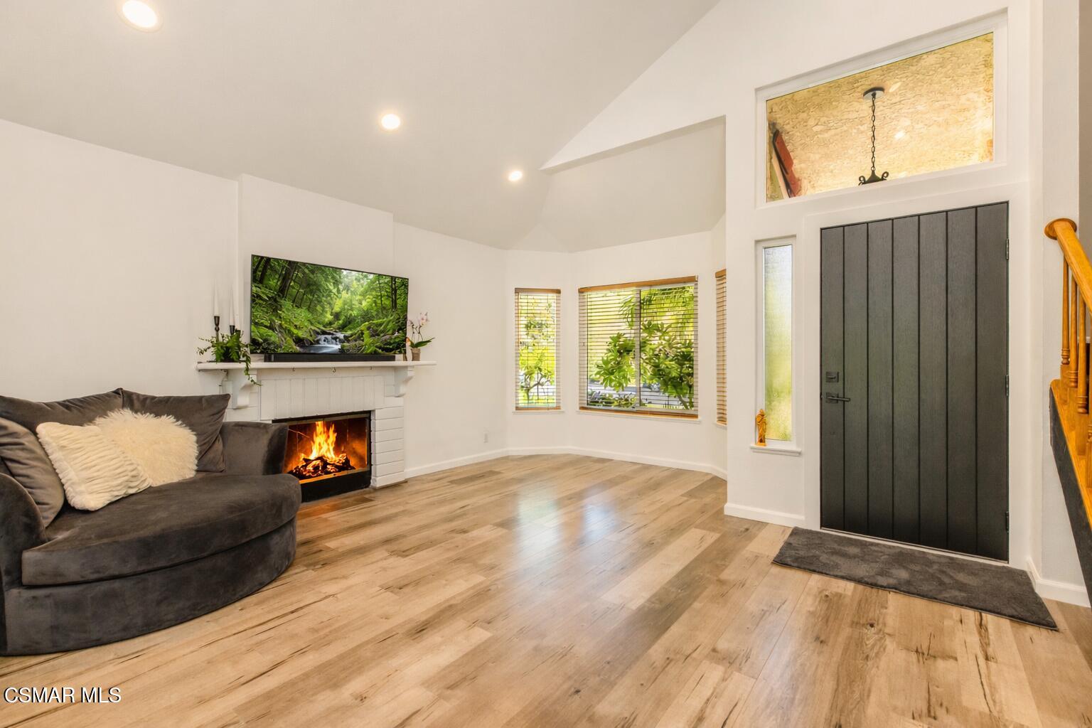 6825 Eaglehaven Lane