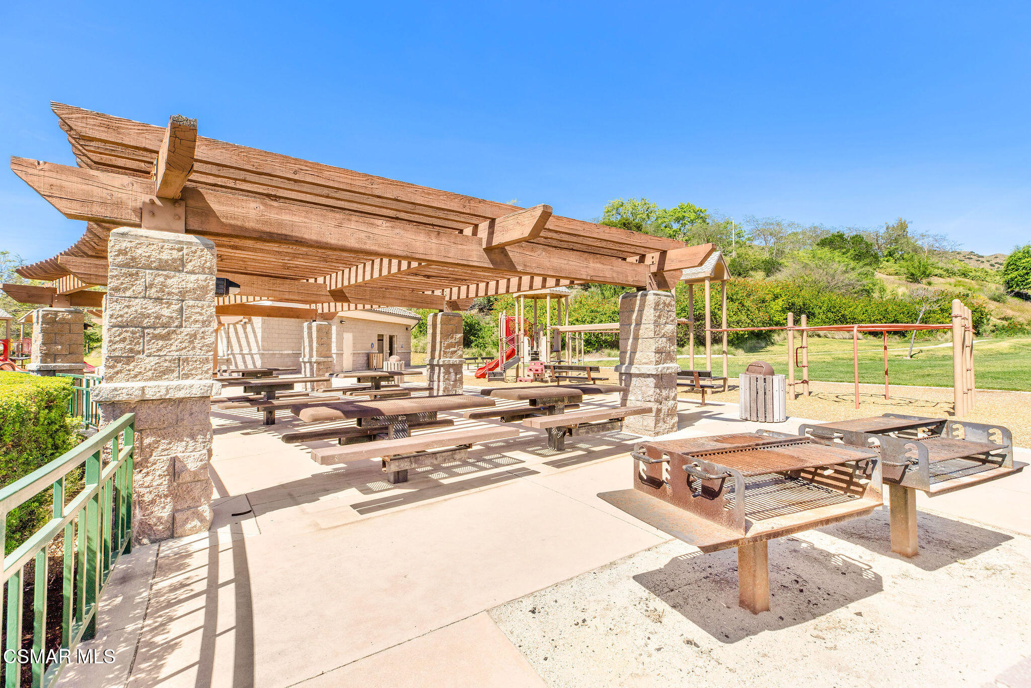 6825 Eaglehaven Lane