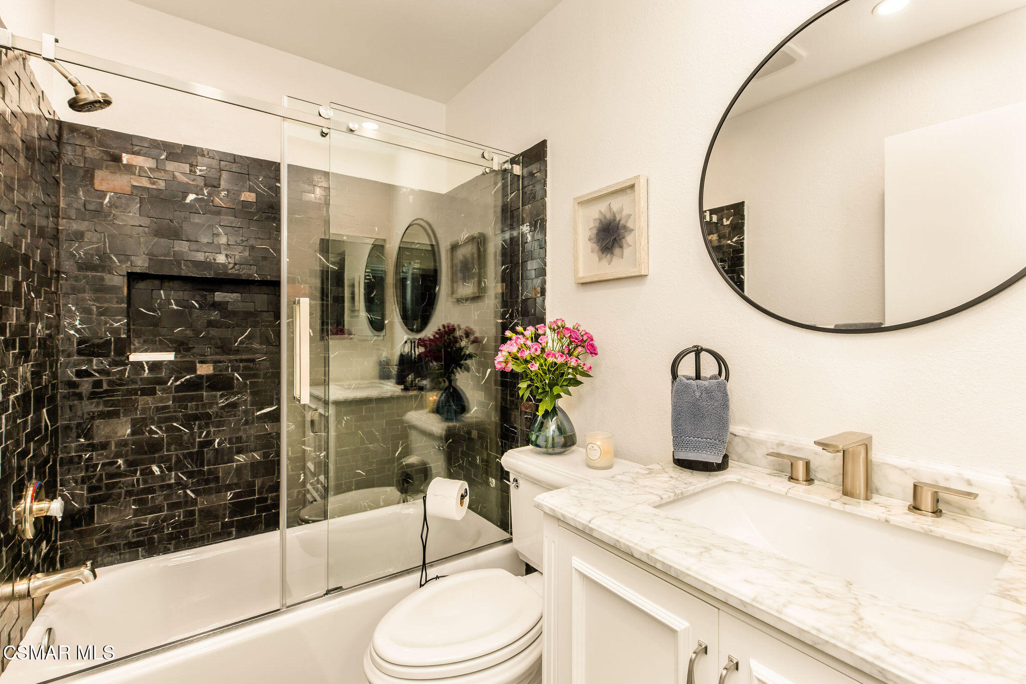 6825 Eaglehaven Lane