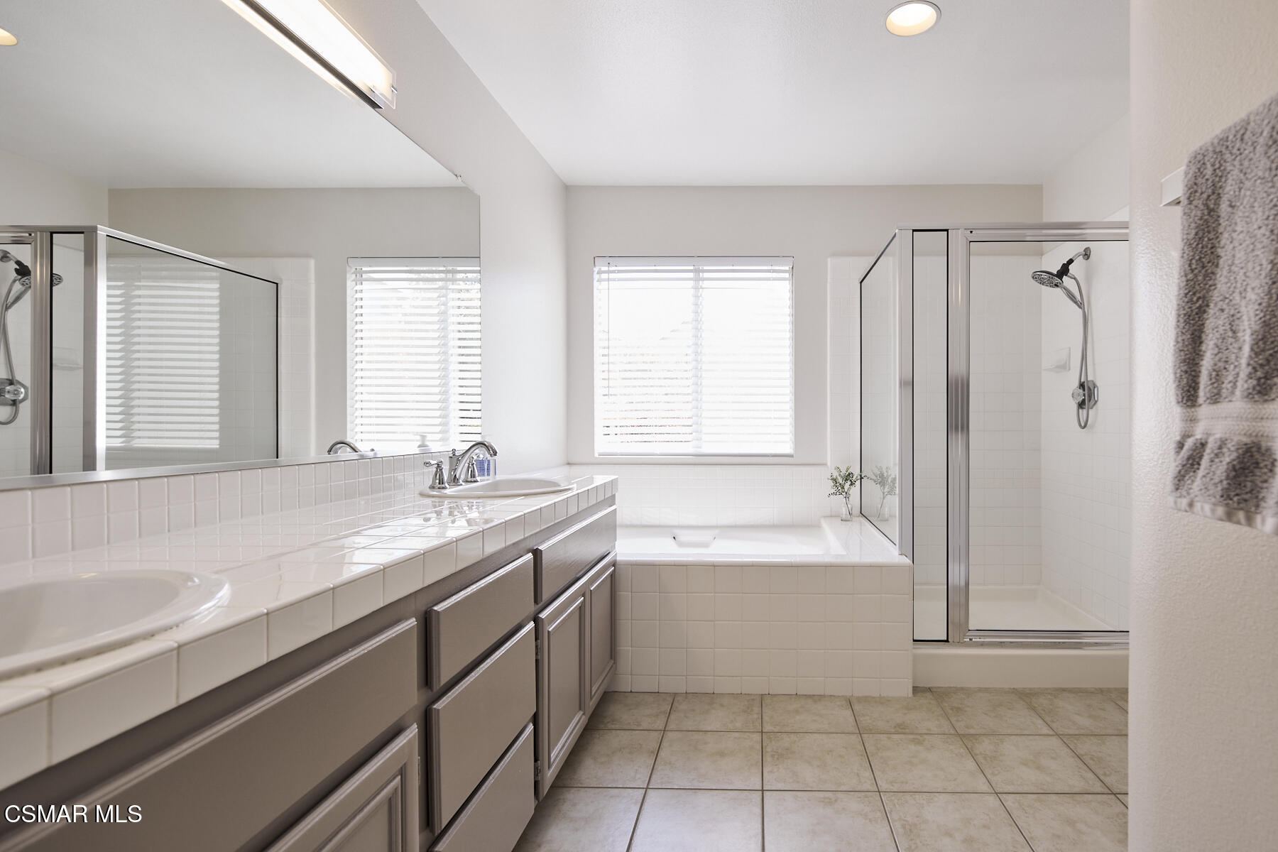 1804 Golden Oak Street