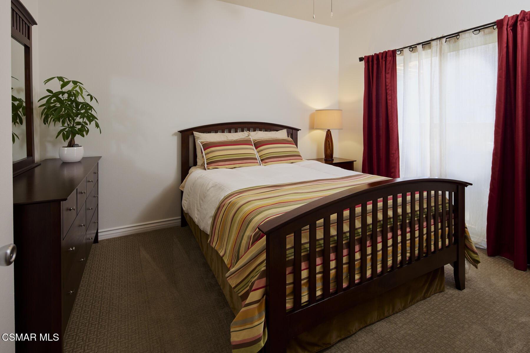 1804 Golden Oak Street