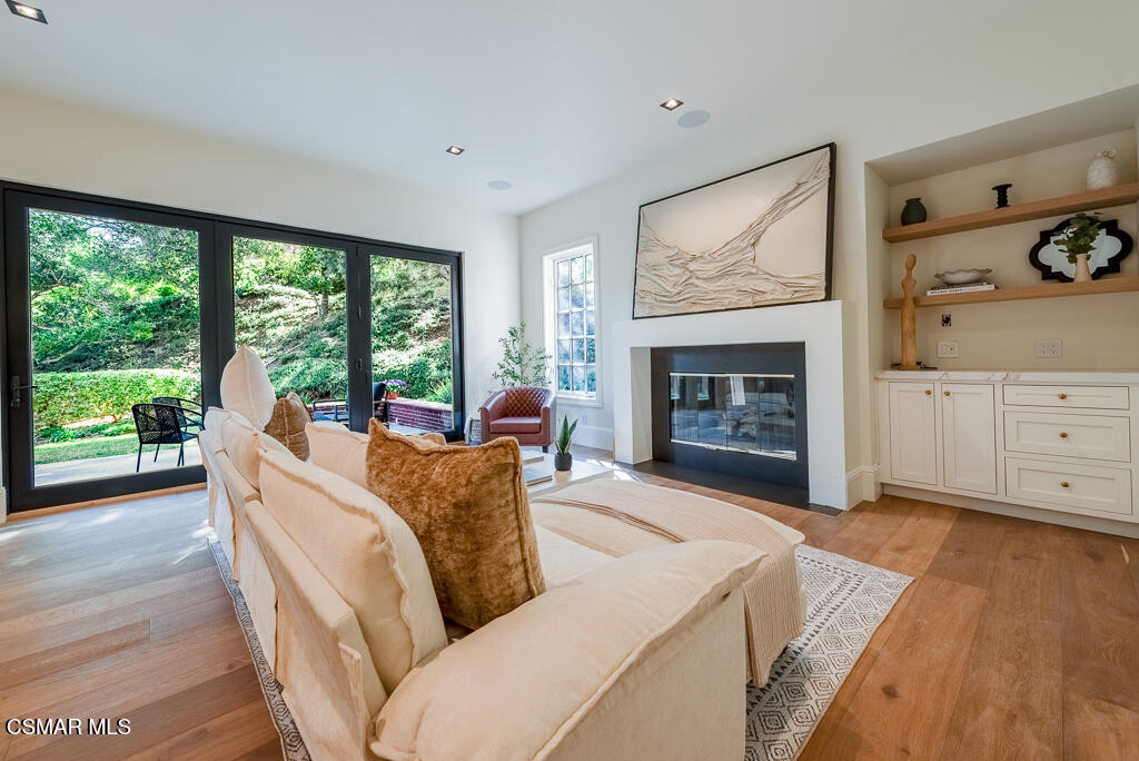 2313 Heatherbank Court
