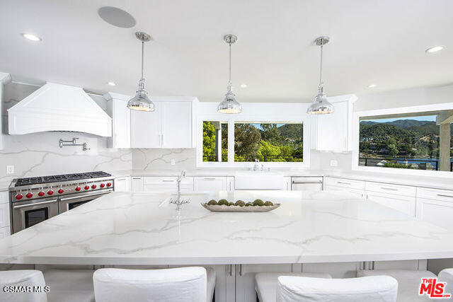 290 Lake Sherwood Drive