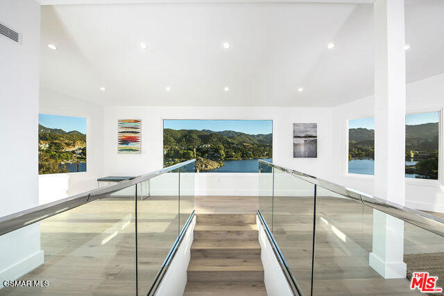 290 Lake Sherwood Drive