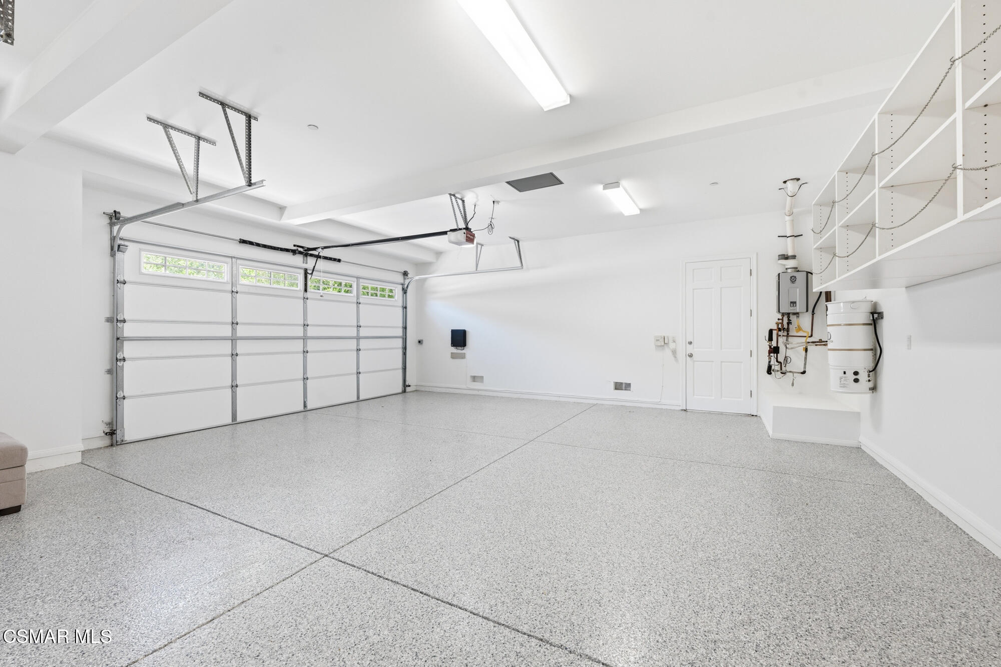 196 Lake Sherwood Drive