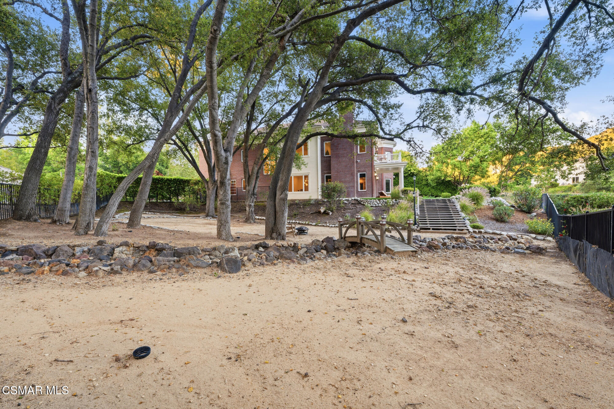 196 Lake Sherwood Drive