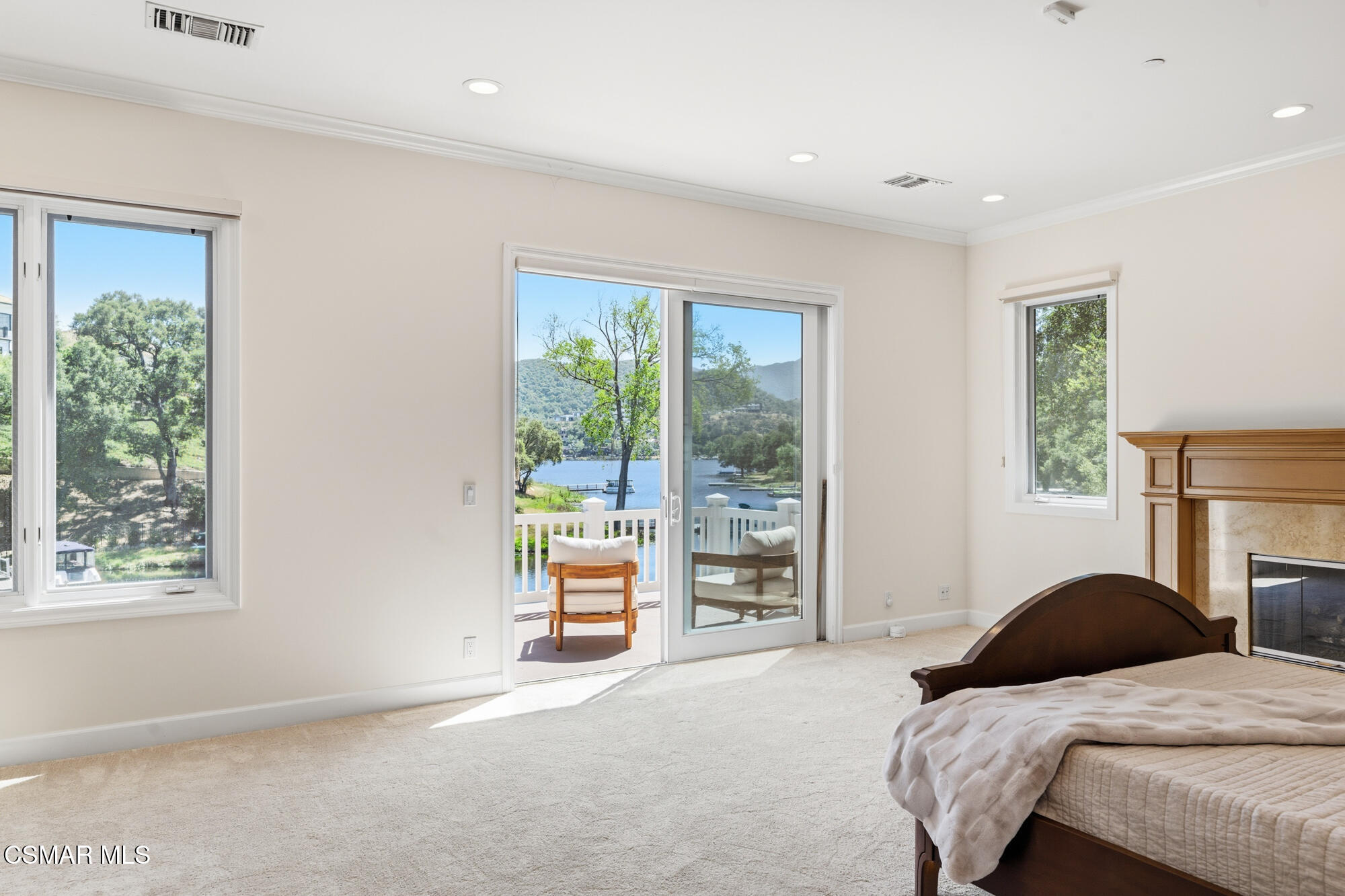 196 Lake Sherwood Drive