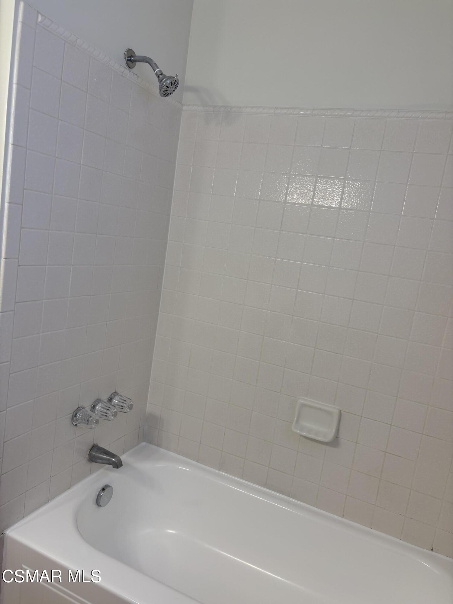 5780 Lake Lindero Drive