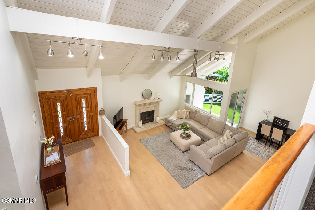 2339 E Meadowland Court