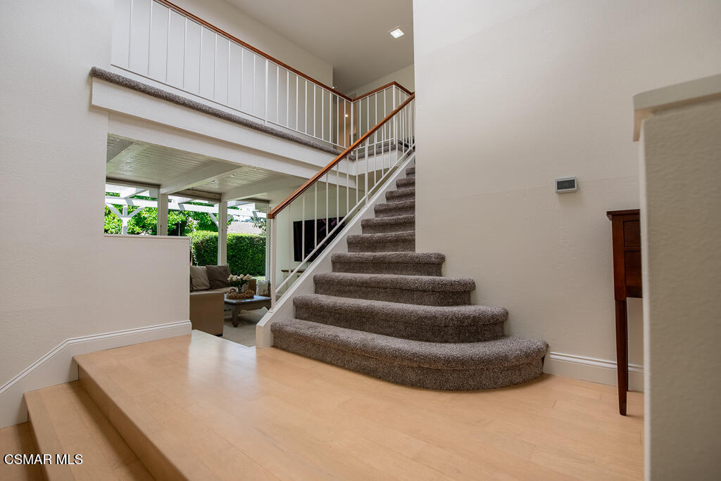 2339 E Meadowland Court