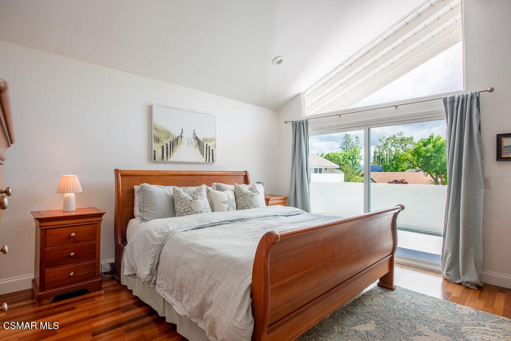 2339 E Meadowland Court