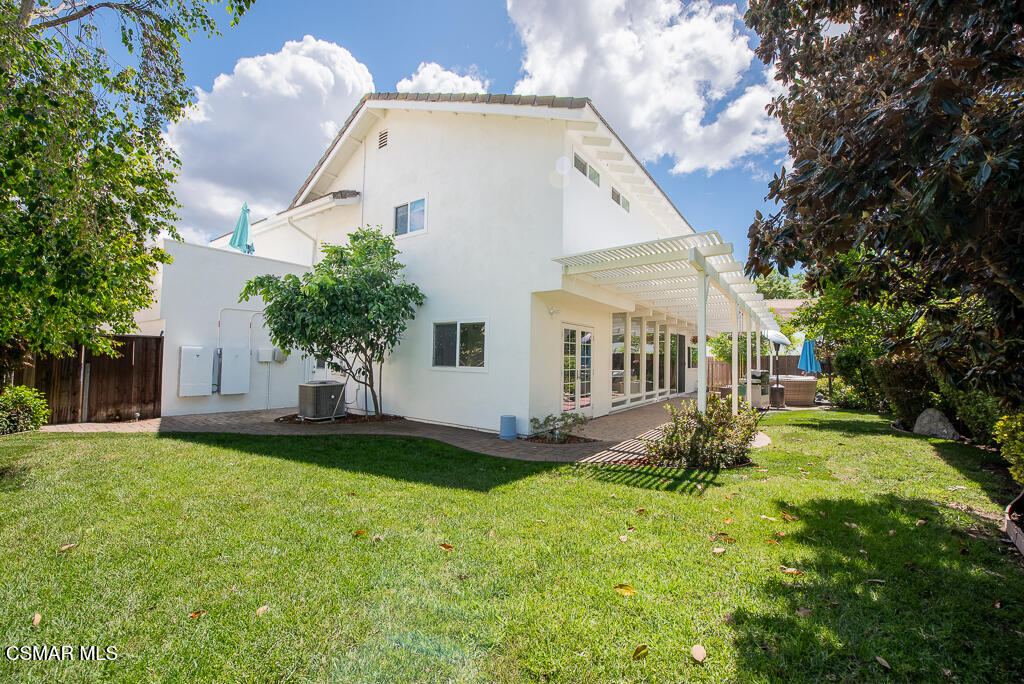 2339 E Meadowland Court