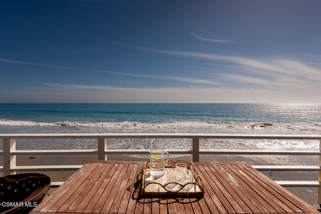 43300 E Pacific Coast Highway